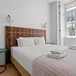 The Crucifixo Collection Grand 1d Apartman